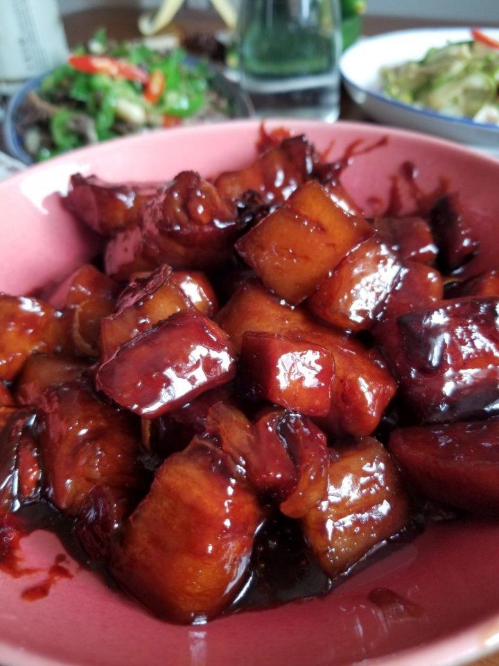 蛋蛋红烧肉（无锡花食招牌菜，马上教你做！）