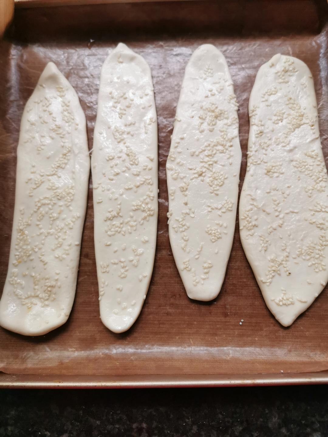 不用发面又好做，酥脆可口的椒盐空心糖烧饼