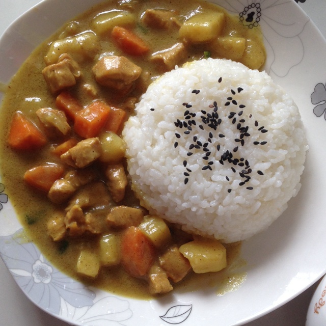 零失败日式咖喱鸡肉饭！！最正宗日本家庭做法！简单又好吃！