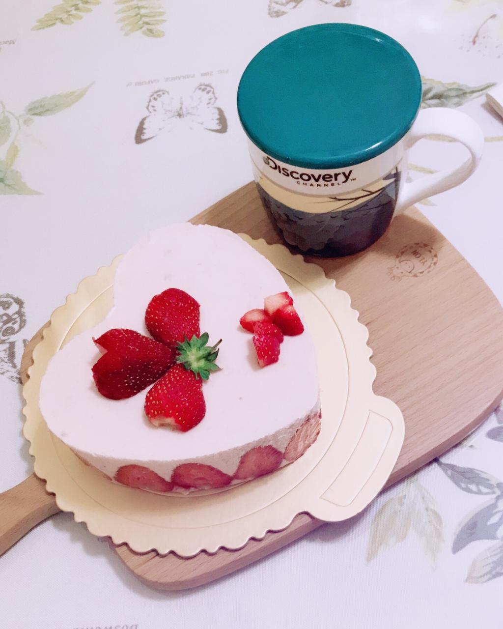 草莓慕斯（无需蛋糕片）