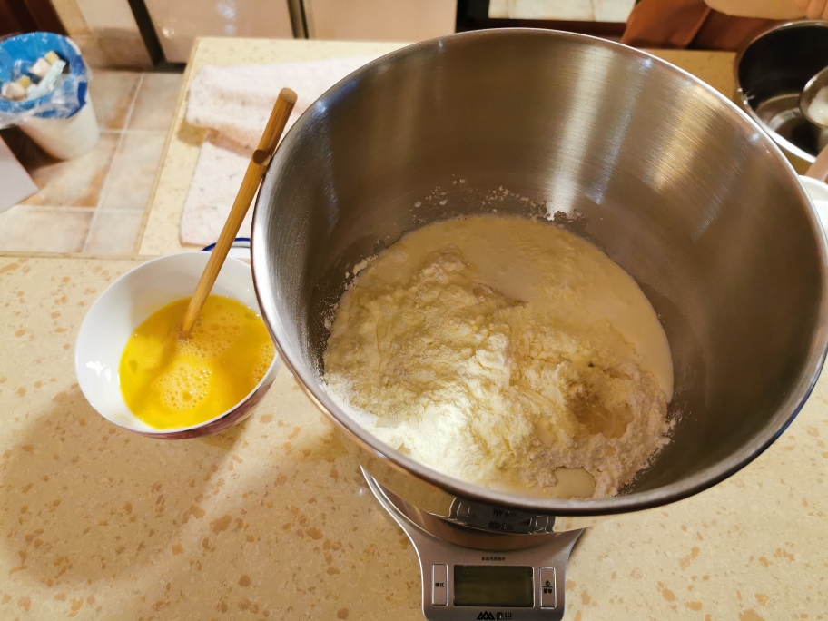 全世界最好吃的汤种布里欧修吐司的做法 步骤3