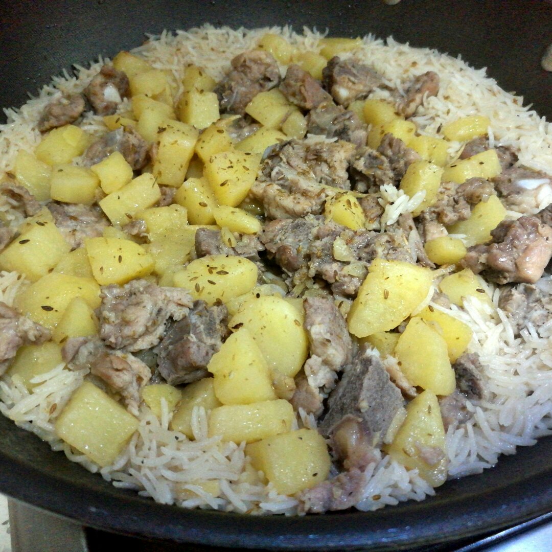 阿拉伯牛肉沫扁豆焖饭（KUSERY）