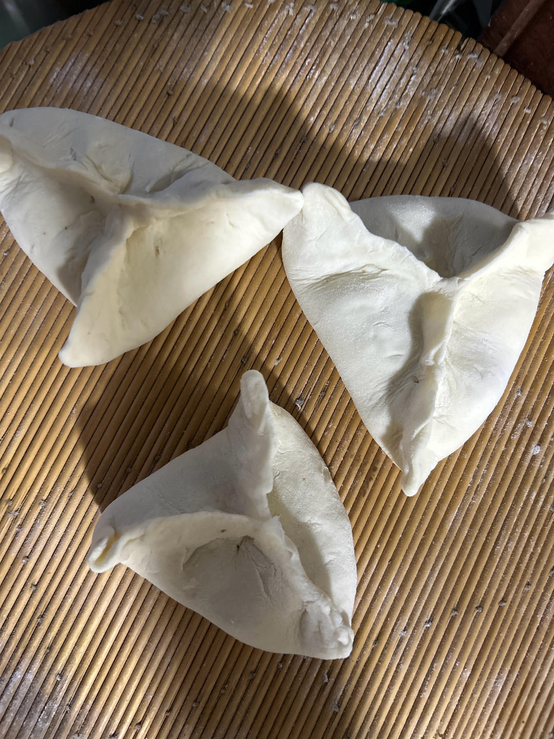 家常糖三角 糖包子 红糖芝麻馅 儿时的味道 附细节视频详解