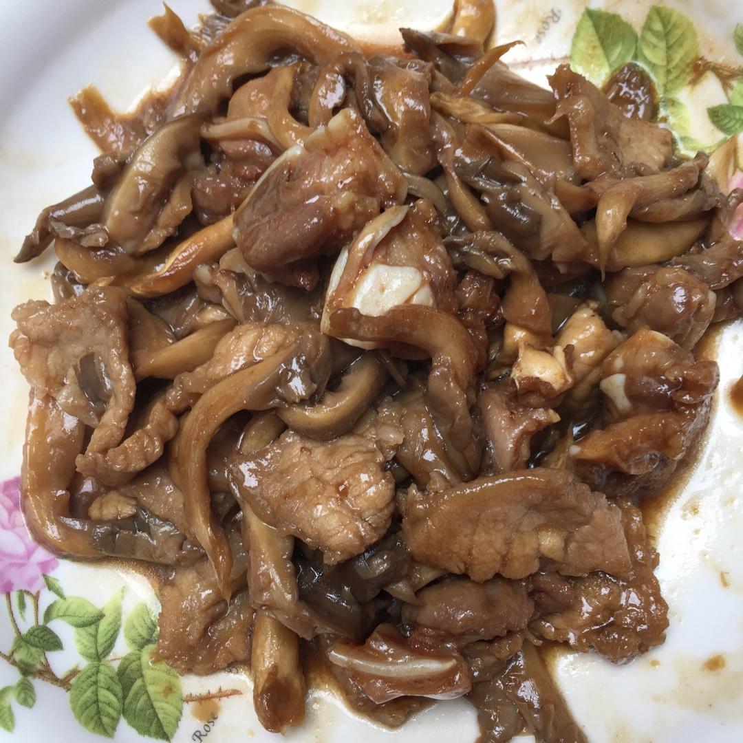 蘑菇炒肉丝