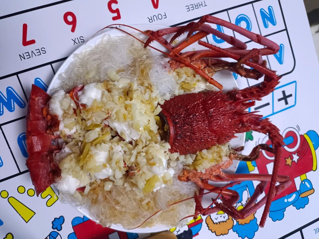 蒜蓉蒸波士顿龙虾