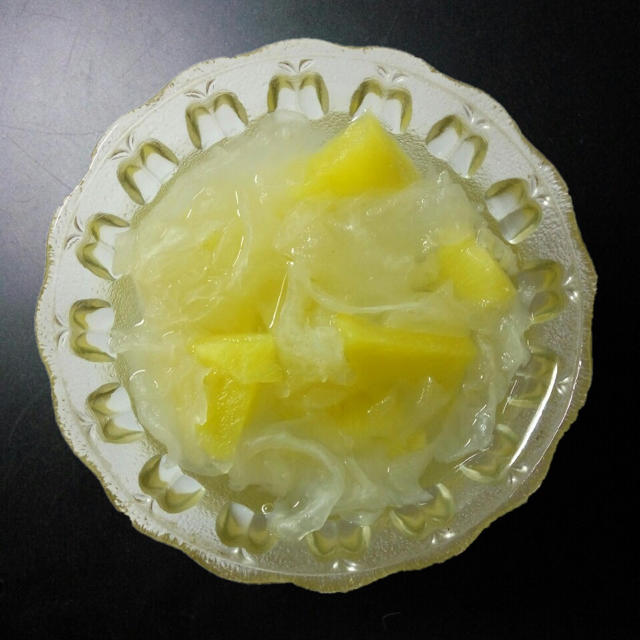 菠萝银耳糖水