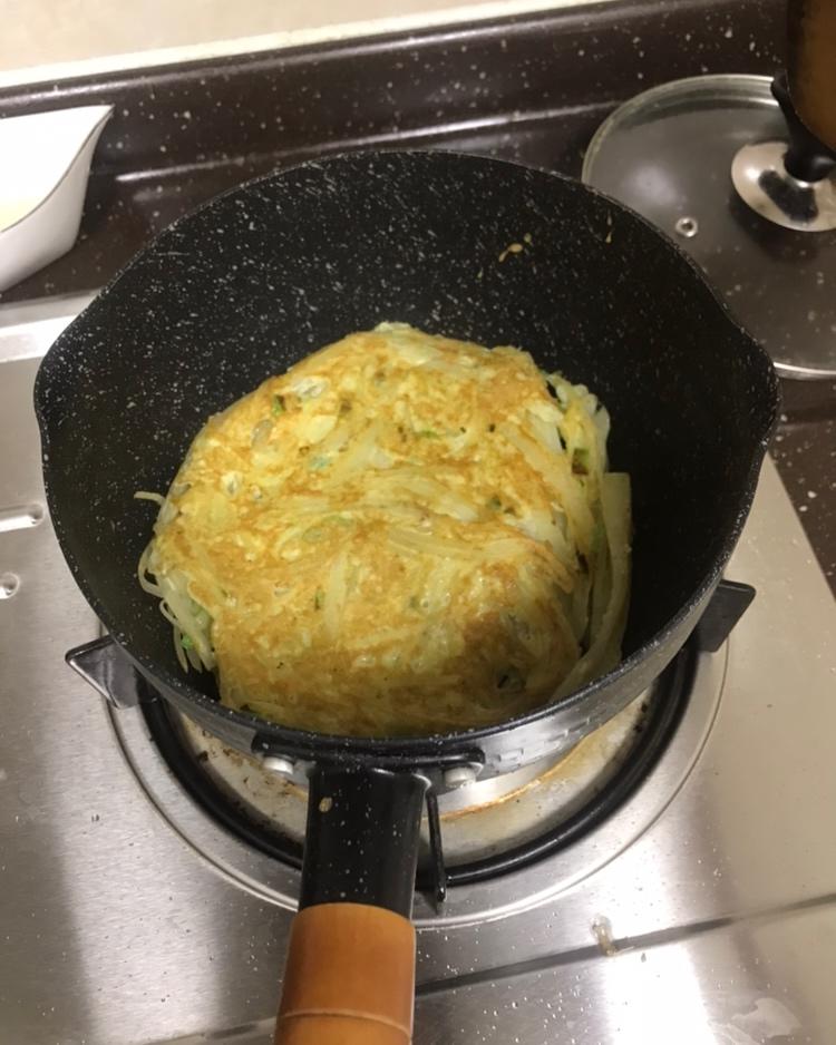 香煎土豆丝鸡蛋饼