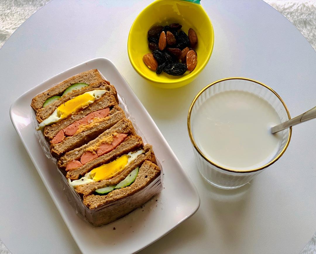 纯奶手撕吐司的做法 步骤1