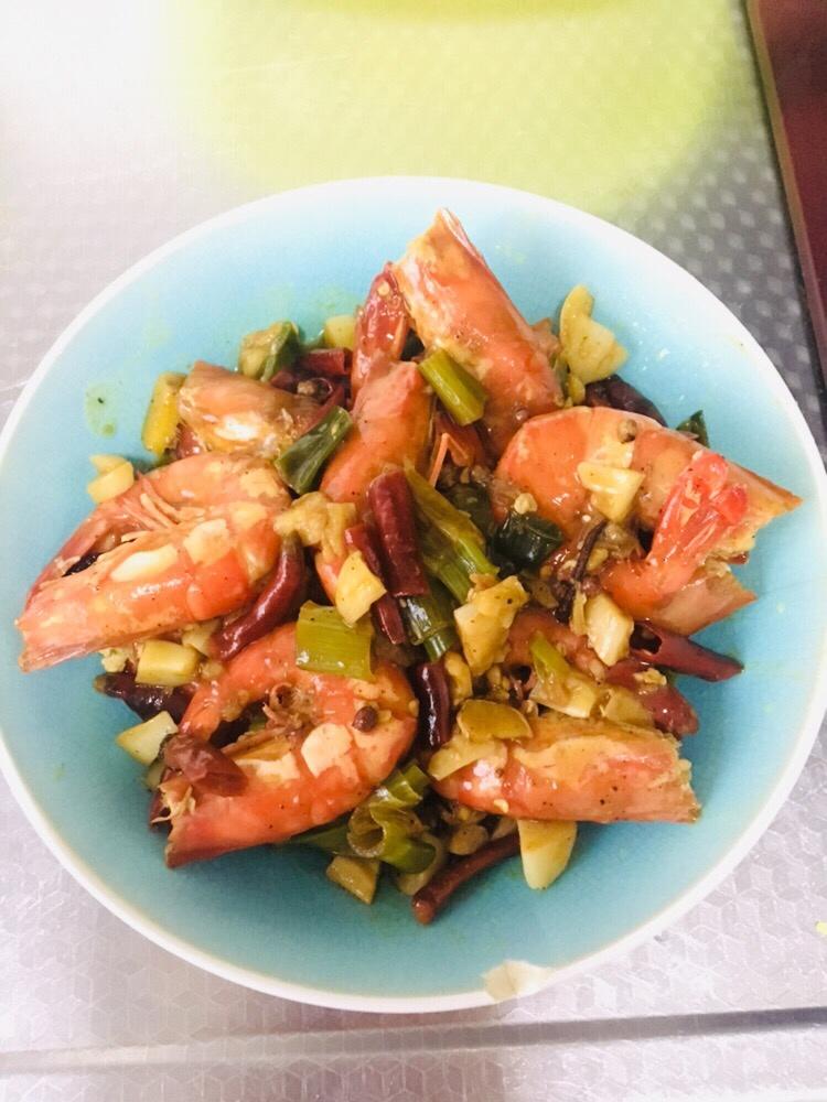 杨小厨一日菜谱——红烧泰国黑虎虾（家常做法）