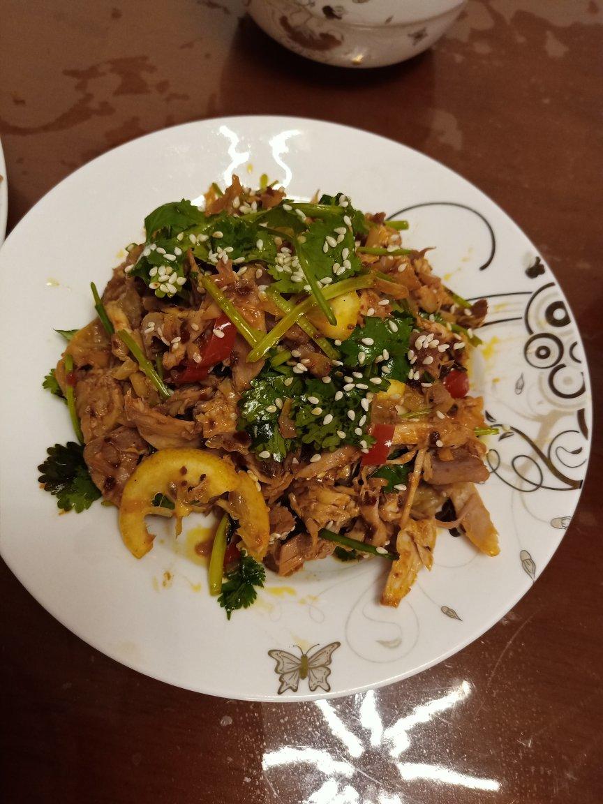 家常香嫩手撕鸡