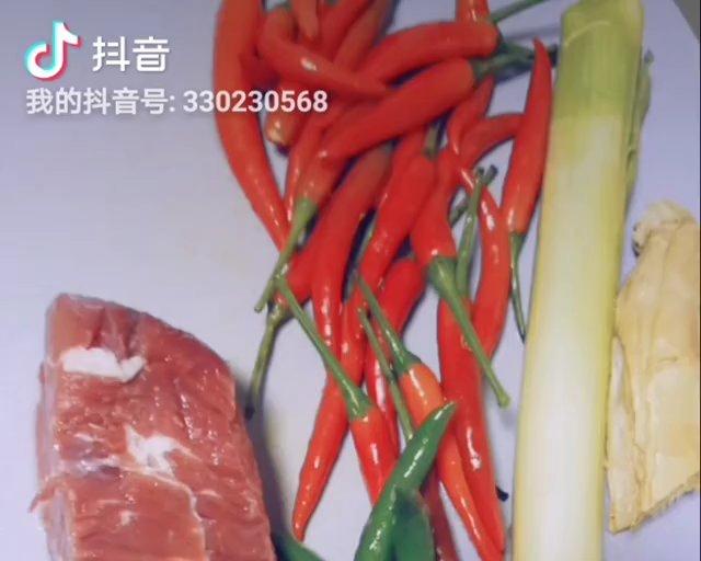 自制超辣香菇牛肉酱