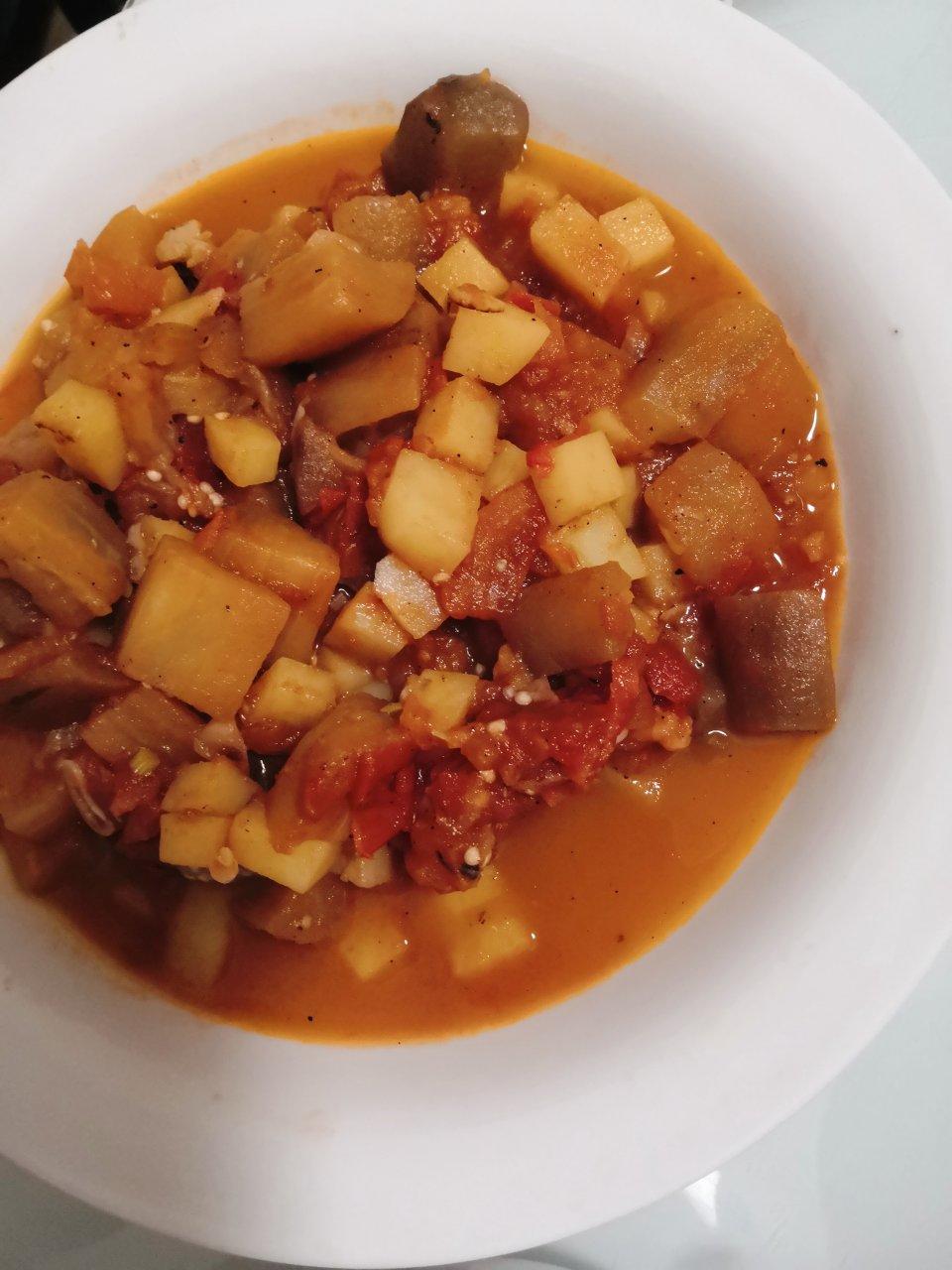 东北乱炖  —— 西红柿土豆茄子篇