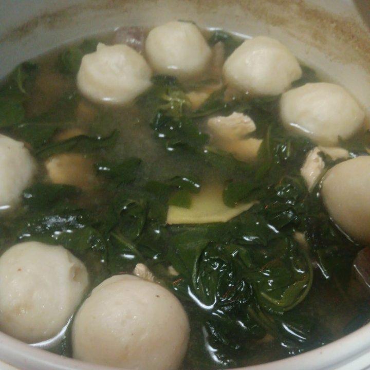 枸杞叶猪肝瘦肉汤