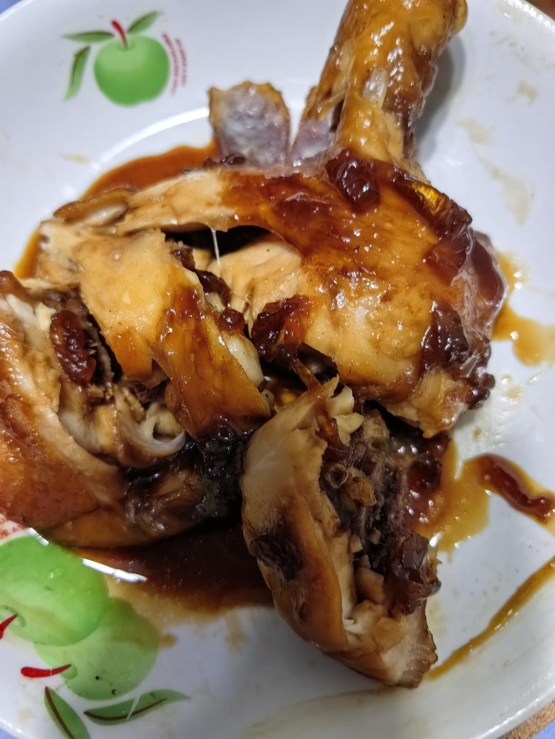 鲜嫩多汁的酱油鸡腿