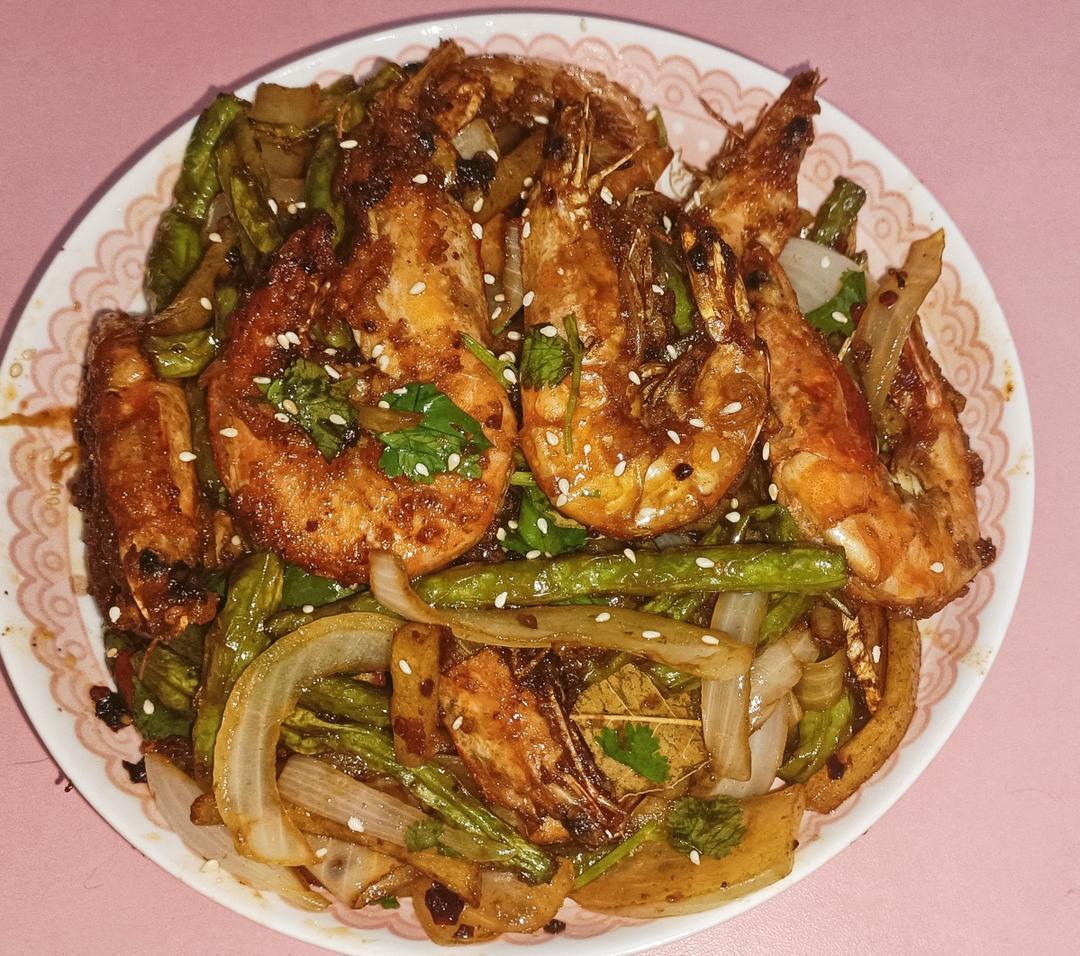 干锅虾🦐土豆🥔的做法