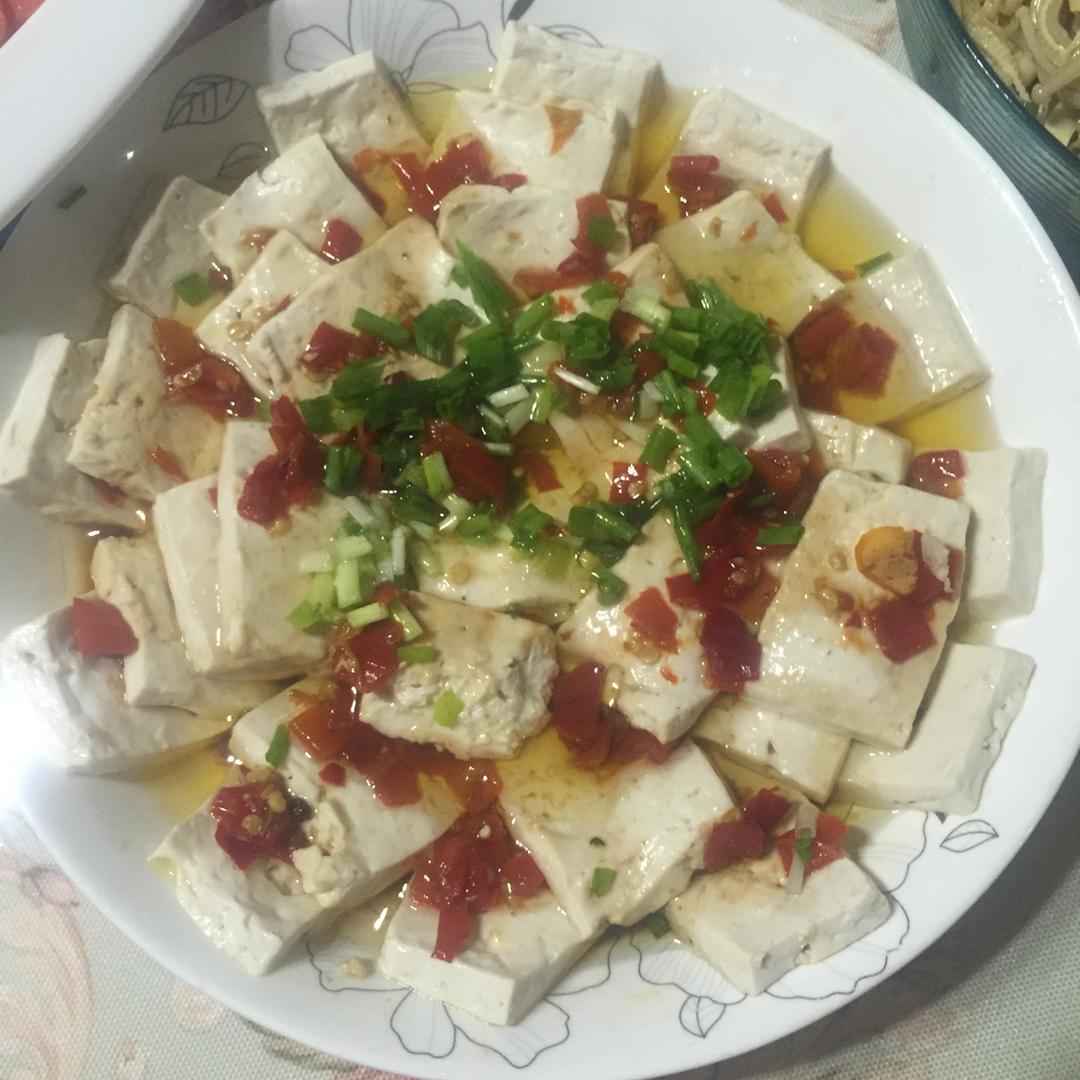 剁椒豉油蒸豆腐