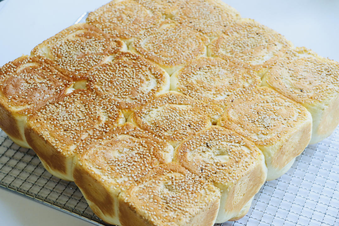 视频|复刻童年记忆|蜂蜜脆底小面包（不歪歪扭扭的整形秘密）