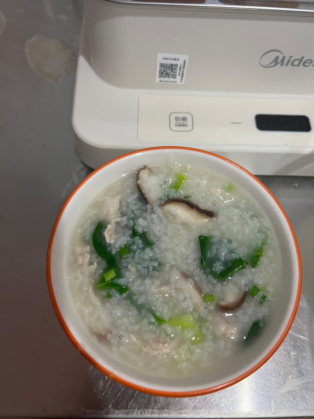 香菇鸡肉粥