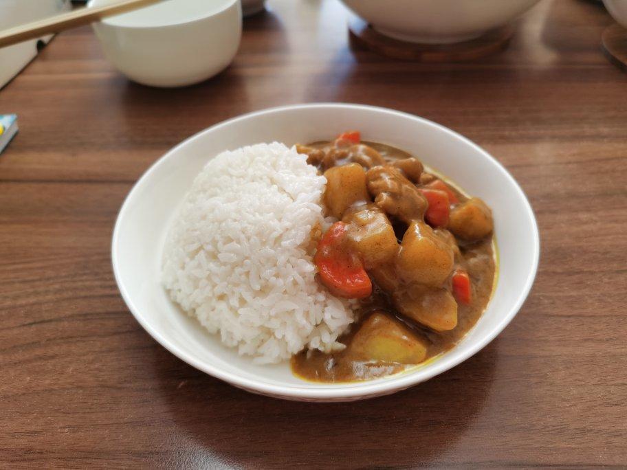 咖喱鸡肉饭