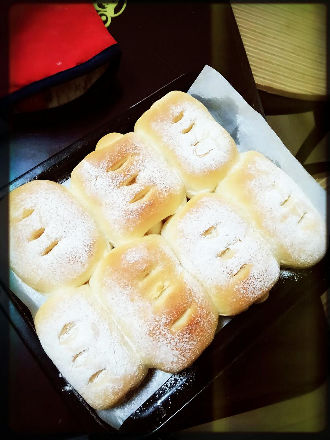 软到不知所措的牛奶卷