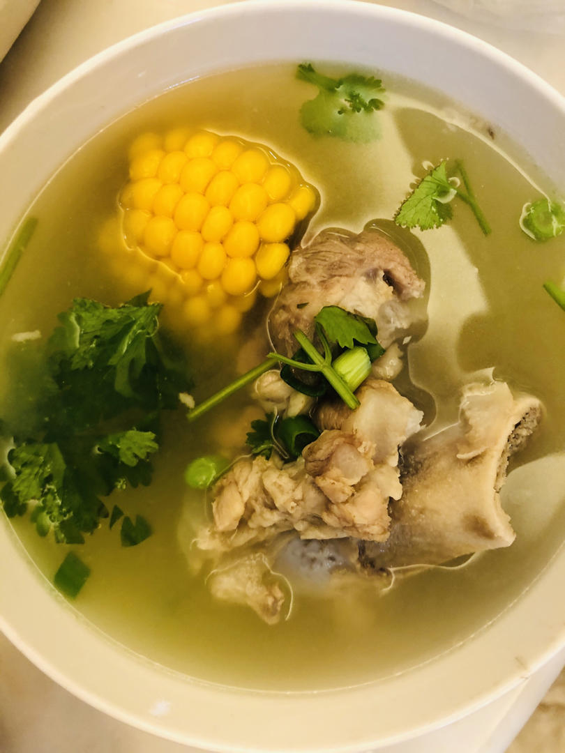 海带玉米排骨汤