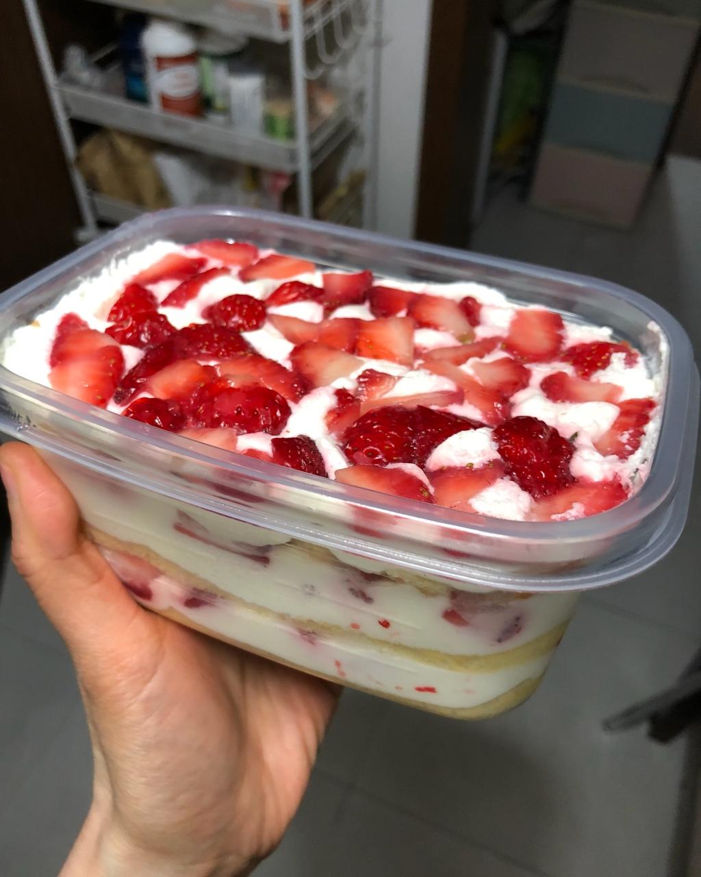 《Tinrry下午茶》教你做基础原味蛋糕卷