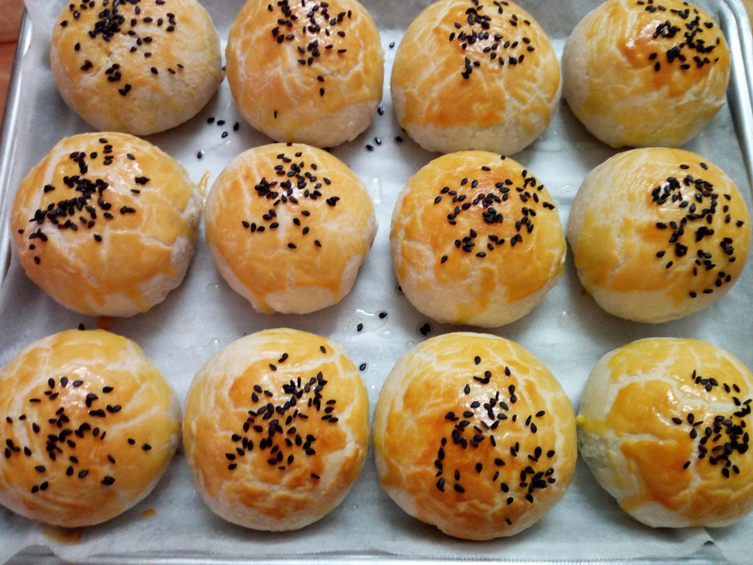 超简单 免揉 酥掉渣的蛋黄酥(超详细附全程视频)不破酥『万能酥皮』