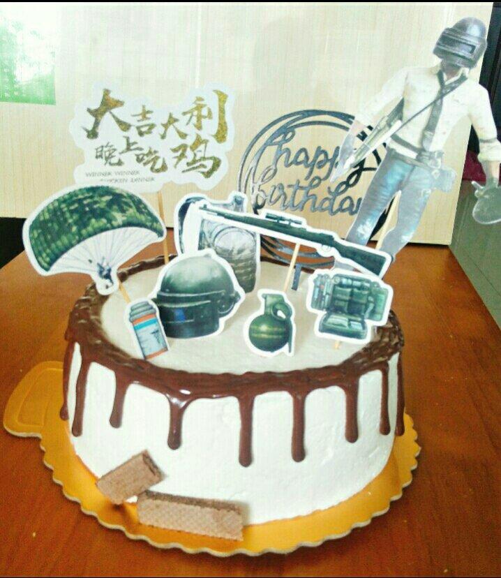 绝地求生，吃鸡蛋糕