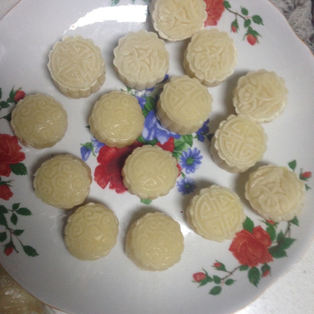 冰皮奶黄月饼