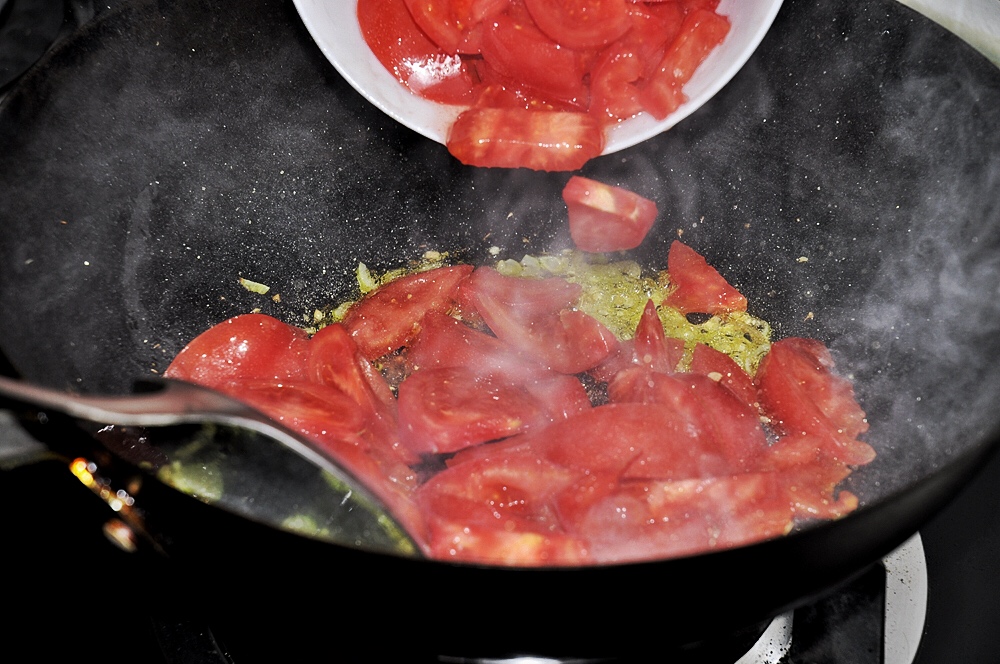 西红柿炖豆腐，特别家常！的做法 步骤5