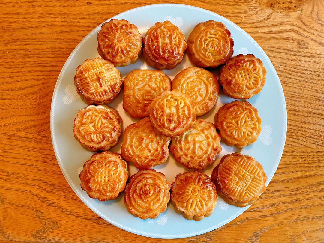 金沙奶黄月饼