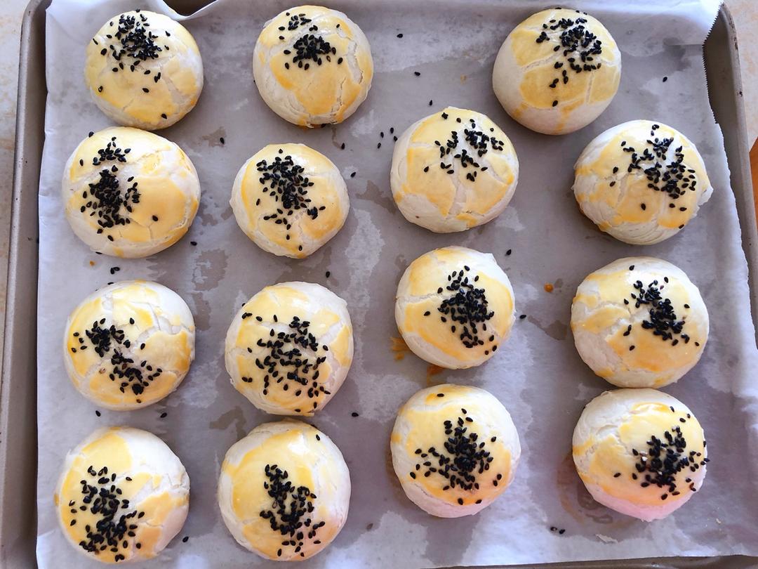 层层酥—蛋黄酥