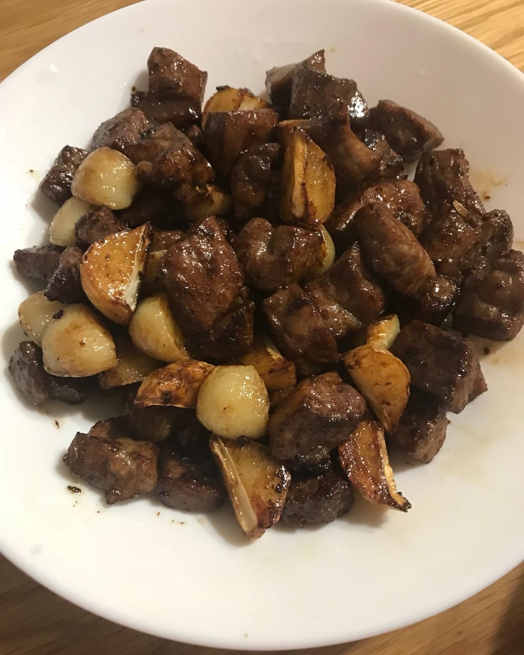 黑蒜子牛肉粒