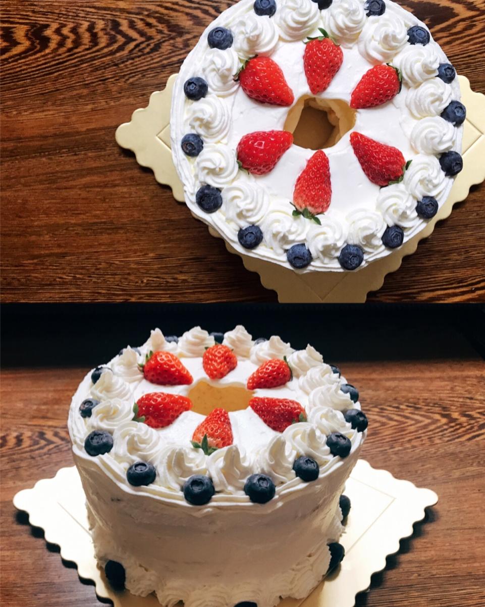 夏天的风春天的草做的化繁为简:3款美貌又易学的草莓淡奶油装饰蛋糕