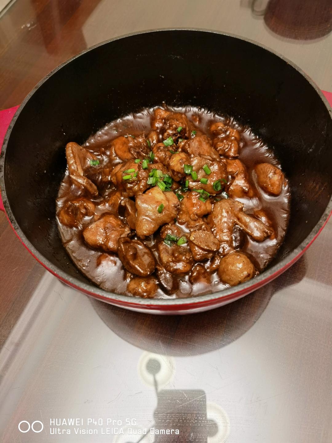 《港廚煮》广式板栗焖鸡