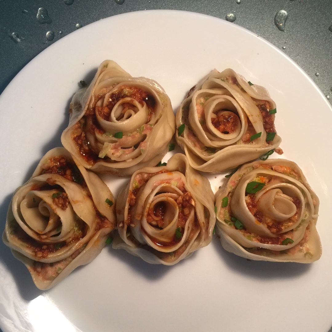 玫瑰煎饺(附简单版油泼辣子)