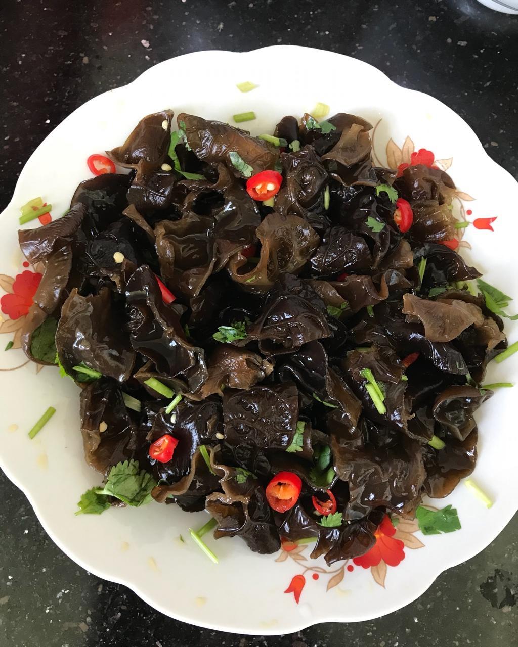 凉拌黑木耳