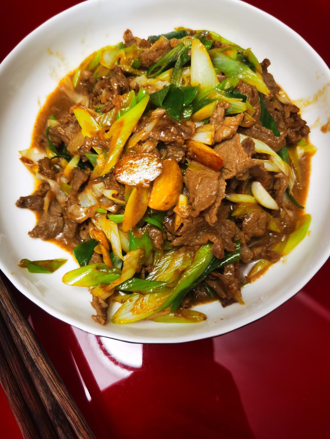 葱爆牛肉，牛肉鲜嫩是关键