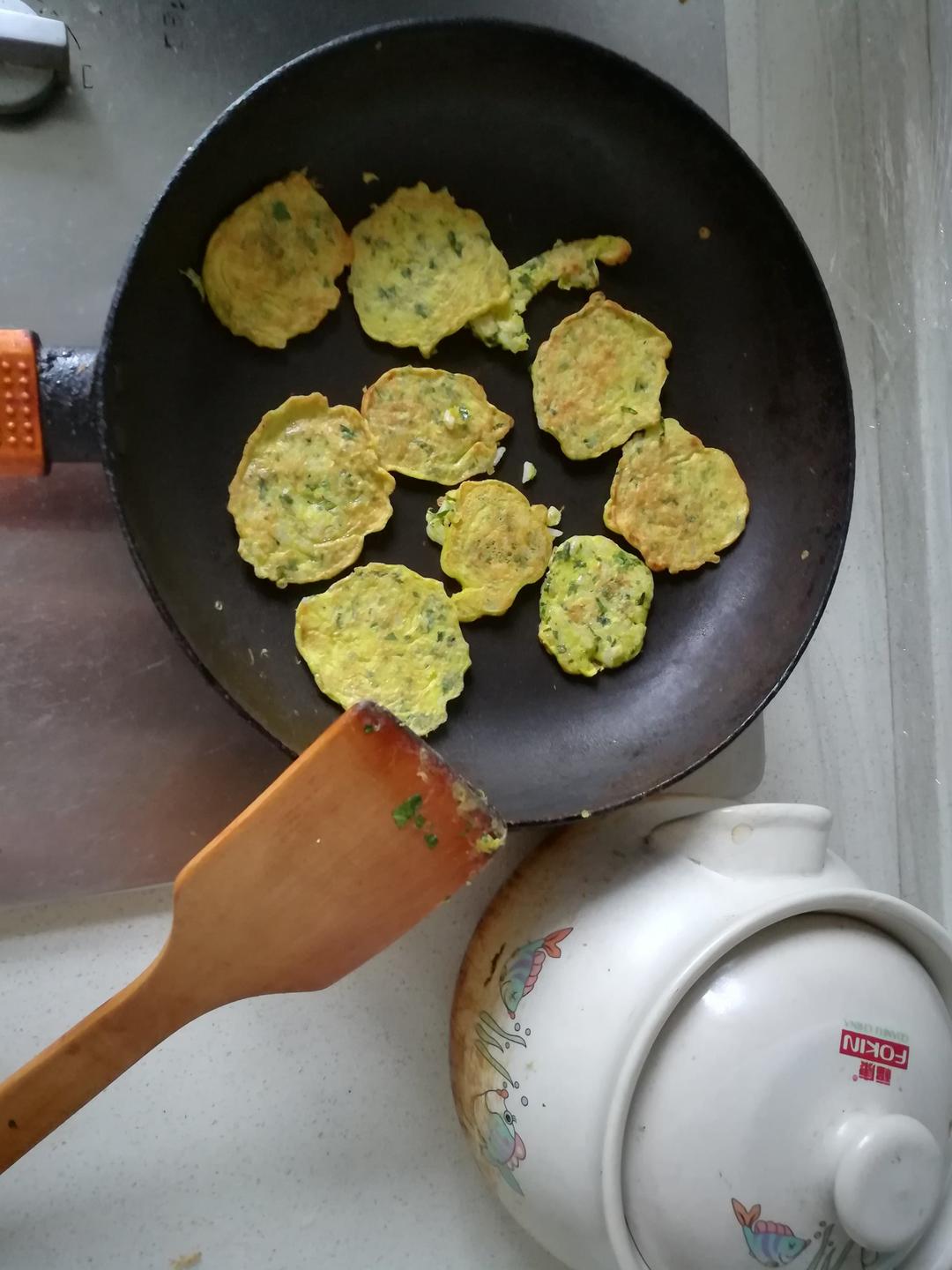【宝宝辅食】
米饼，给不爱吃饭的宝宝