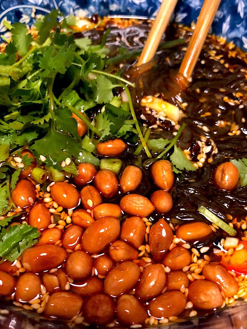 厨房小白都会的超级简单过瘾的酸辣粉