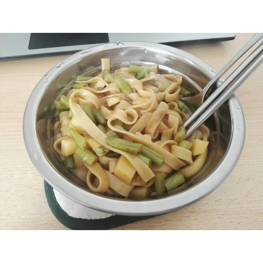 豆角焖面
