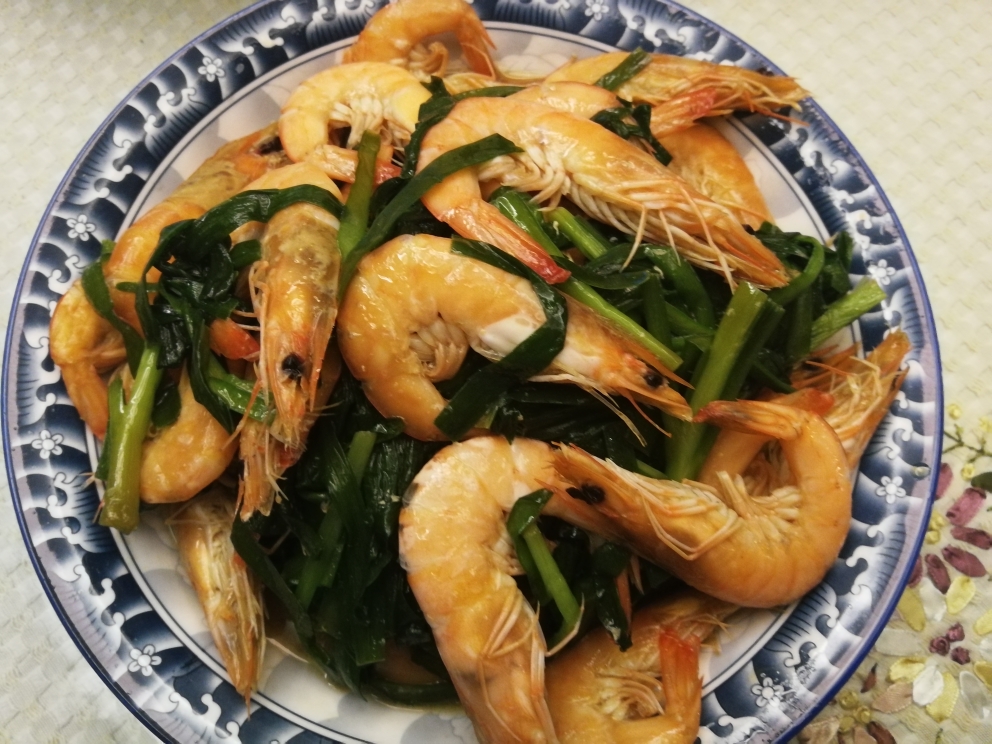 韭菜炒基围虾的做法