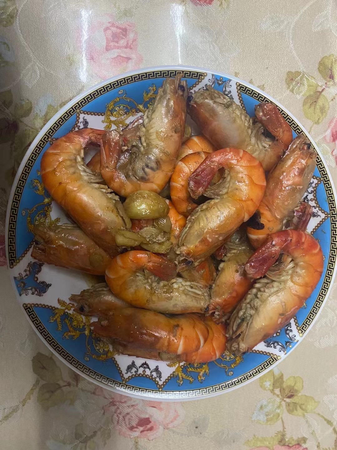 吮指蒜蓉啤酒罗氏虾