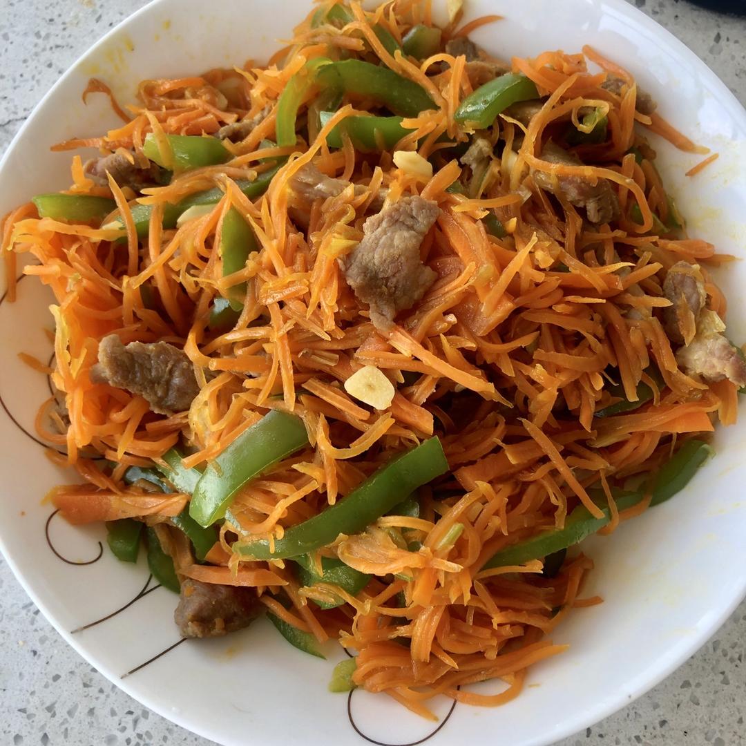 快手菜  胡萝卜丝炒肉