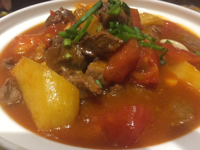 土豆炖牛肉