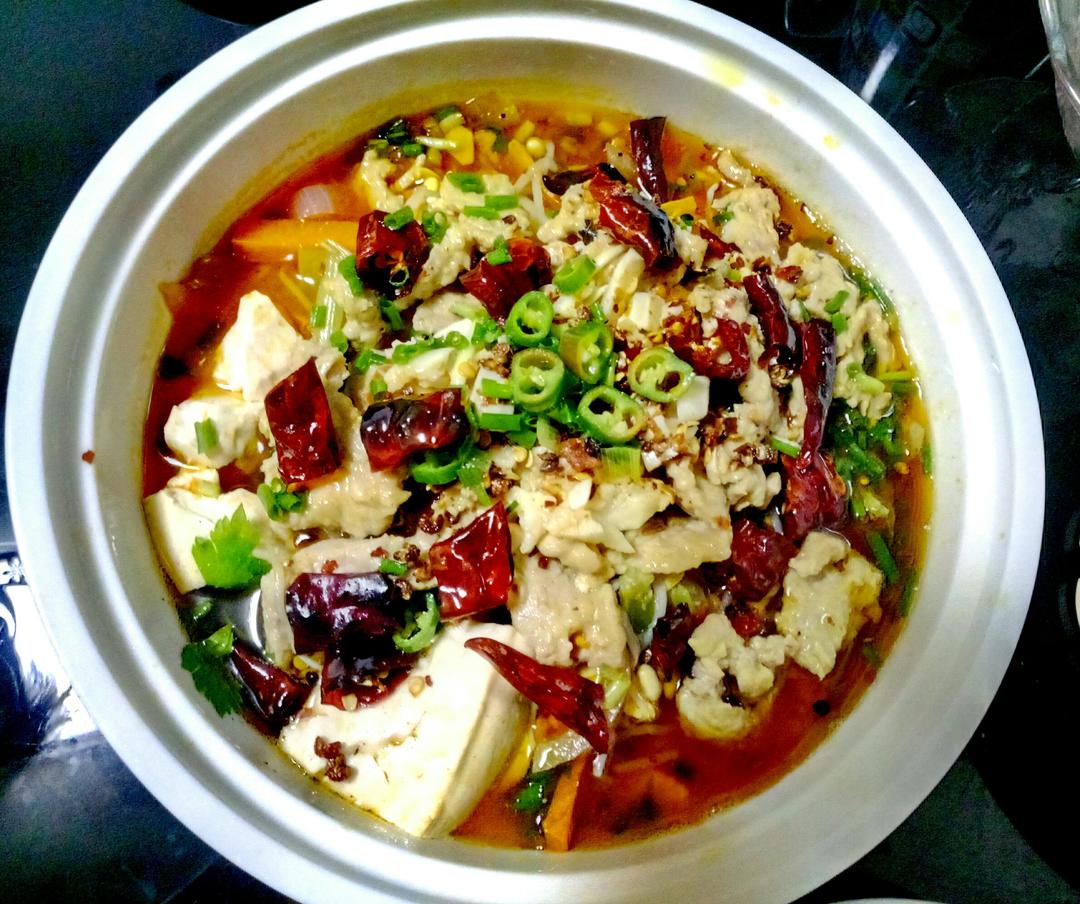 水煮肉片：辣椒的盛宴