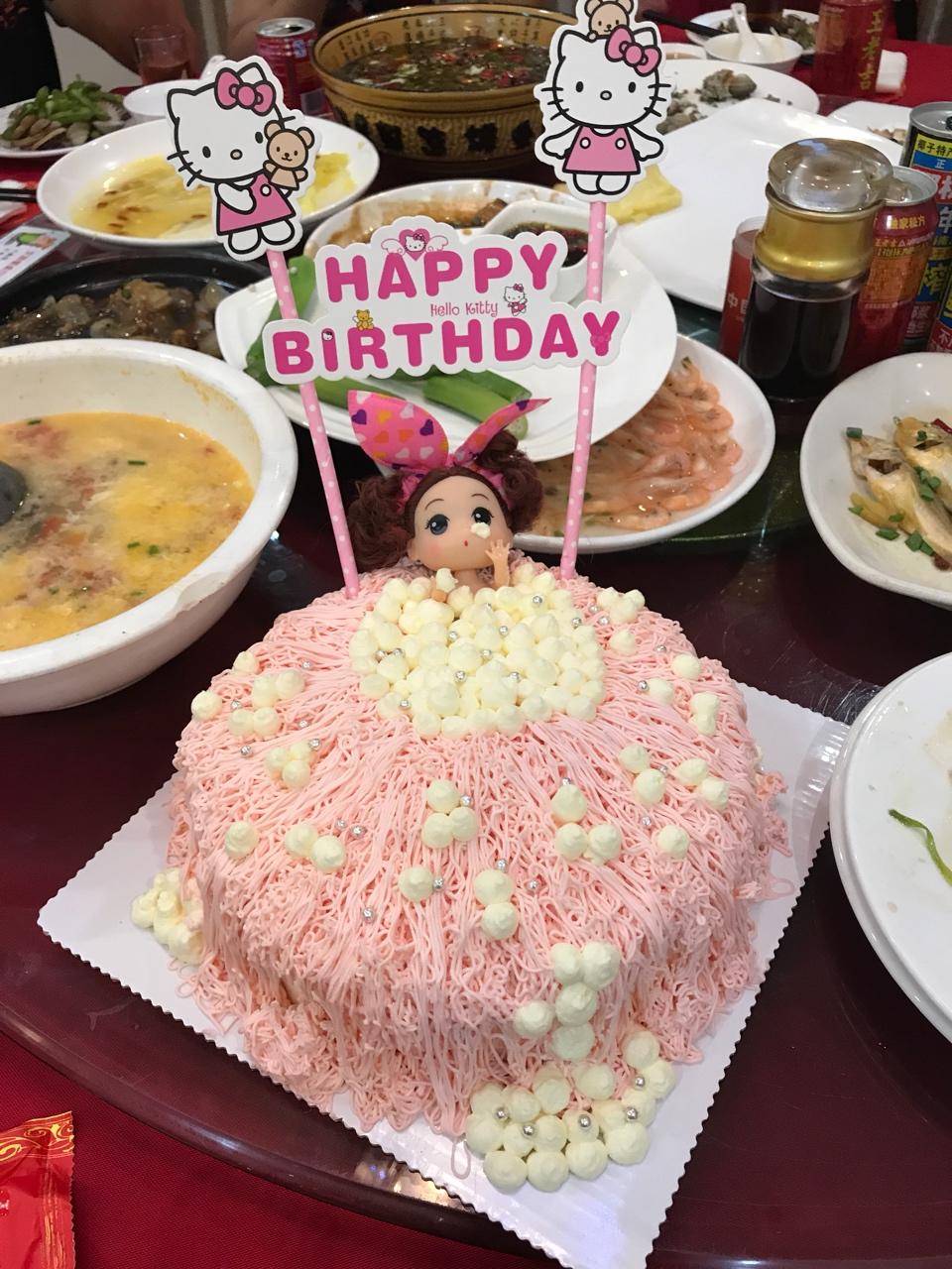 详细步骤制作泡泡浴娃娃蛋糕
