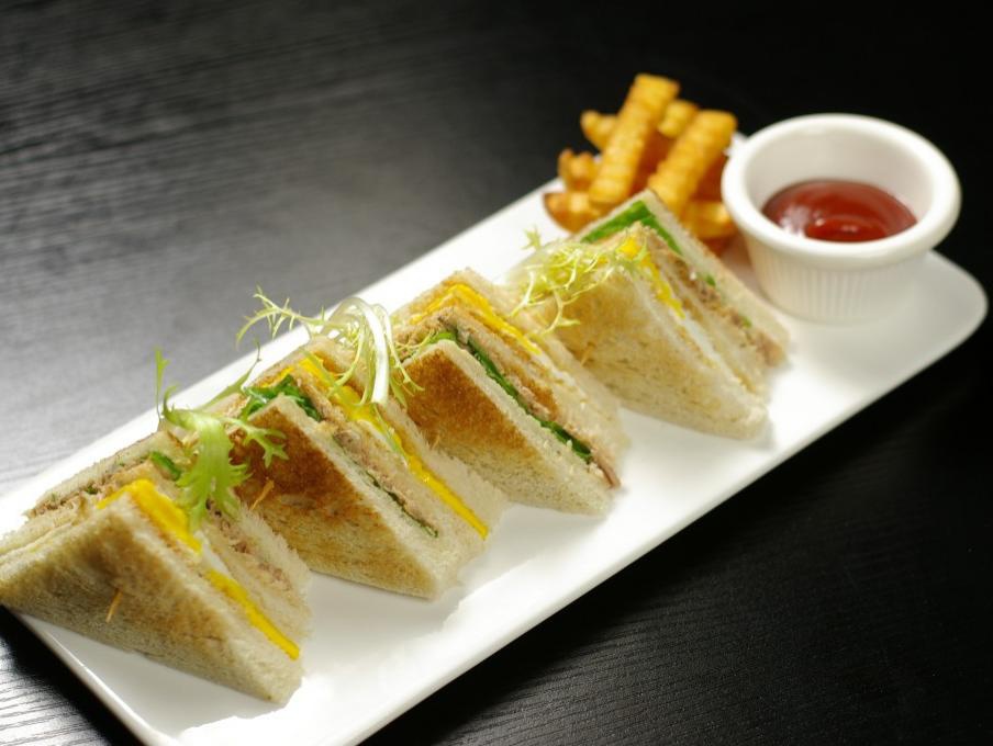 火腿芝士蛋三文治