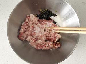 鲜美滑嫩一口爆汁的羊肉饺子的做法 步骤2