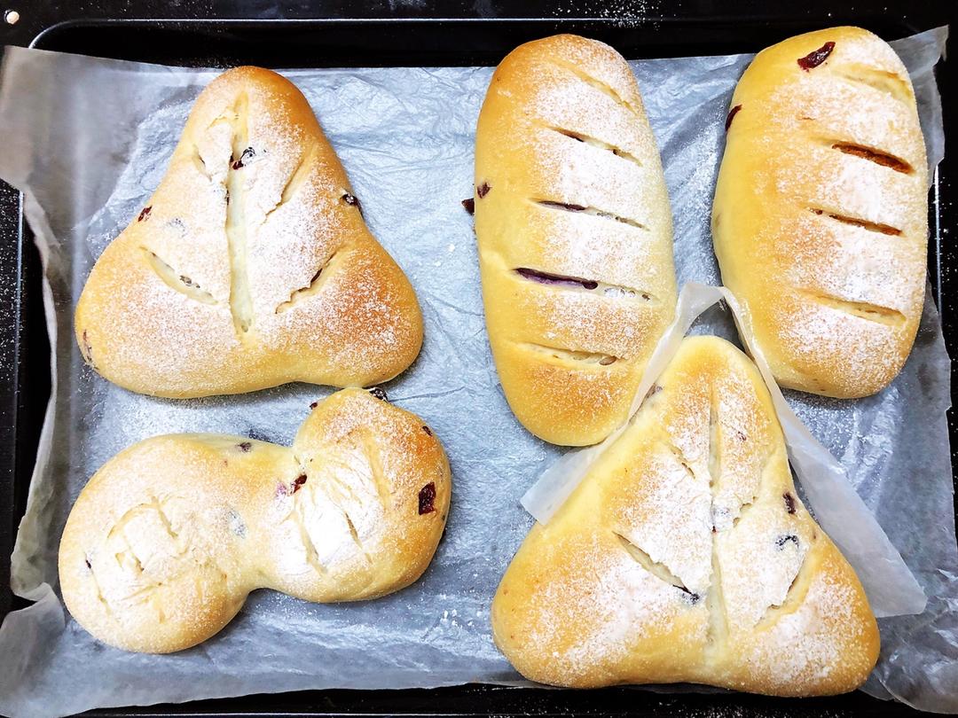 面包店里的常客——蔓越莓奶酪软欧